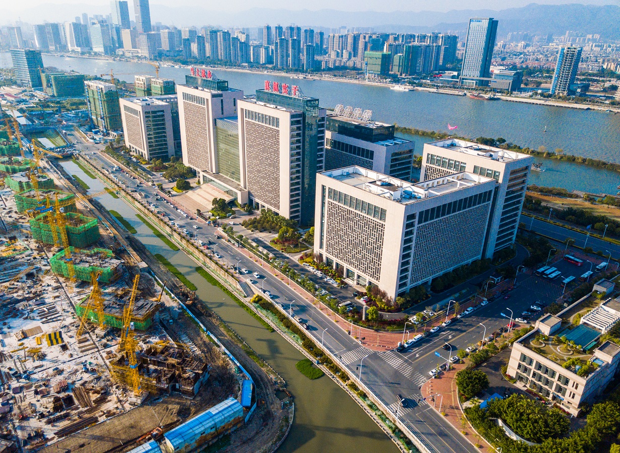 内江市东部新城商务办公区周边路路.jpg