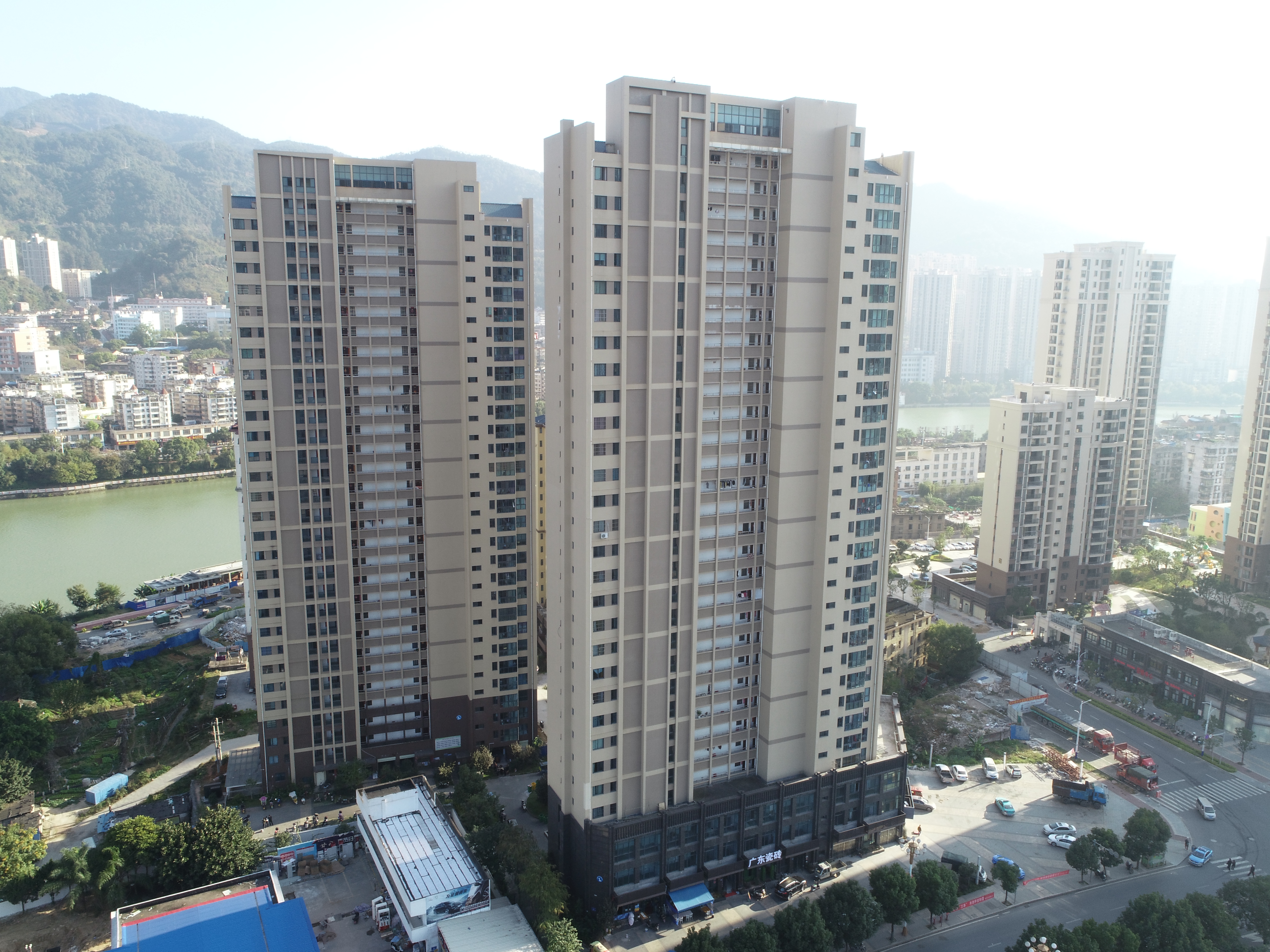 眉山白沙廉租房（省级文化工地、市优质工程）.JPG
